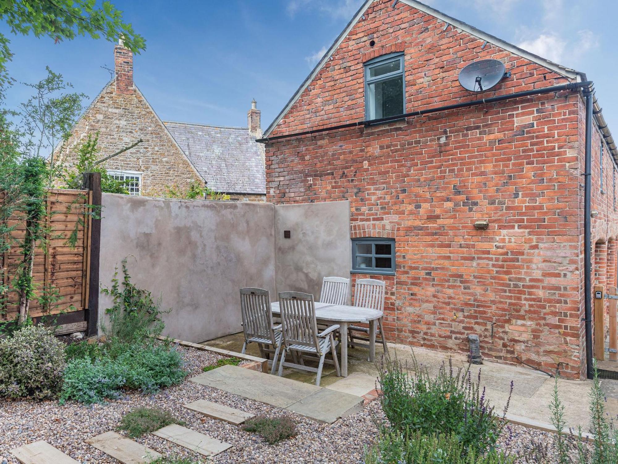 The Granary Villa Braunston  Exteriör bild